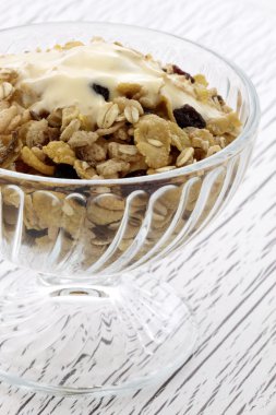 lezzetli ve sağlıklı müsli veya granola