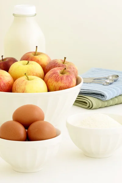 Zutaten für frischen Apfelkuchen — Stockfoto
