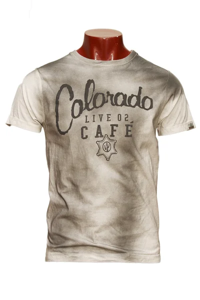 T-Shirt mit Druck isoliert auf weißem Grund — Stockfoto