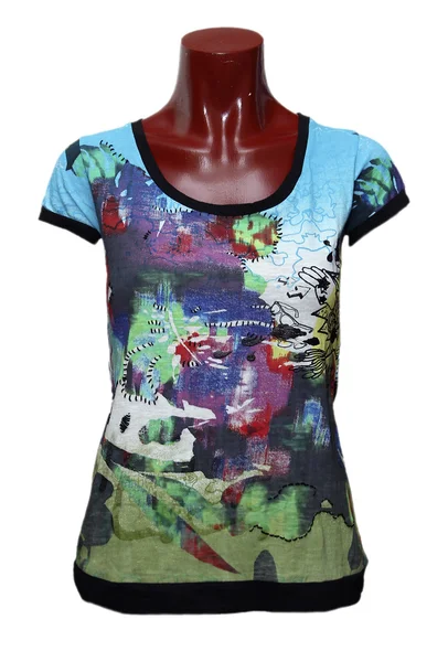 Weibliches T-Shirt mit Print — Stockfoto