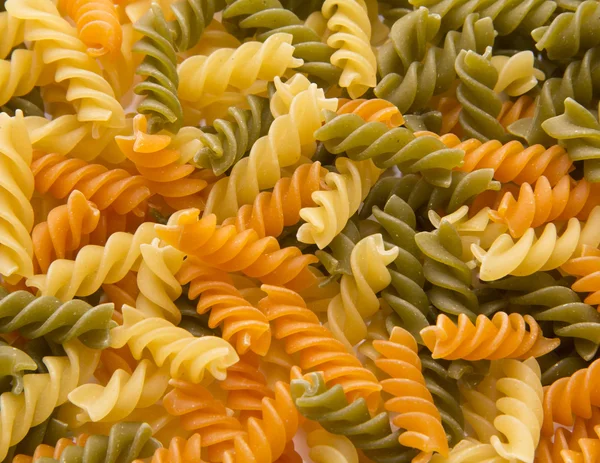 Italiaanse rauwe pasta - fusilli — Stockfoto