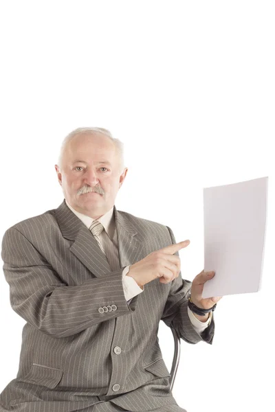 Der Mann mit dem Dokument in der Hand, auf weißem Hintergrund — Stockfoto