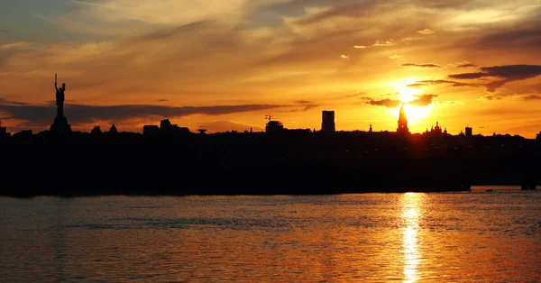 Kyjev Panorama při západu slunce — Stock fotografie