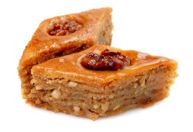 Oriental tatlı baklava beyaz zemin üzerine