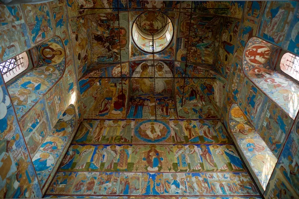 Iglesia de San Juan Evangelista en Rostov Kremlin, Rusia — Foto de Stock