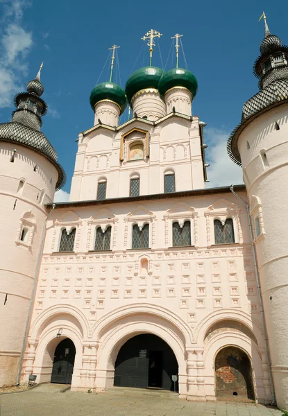 Entrée du Kremlin de l'ancienne ville de Rostov le Grand — Photo