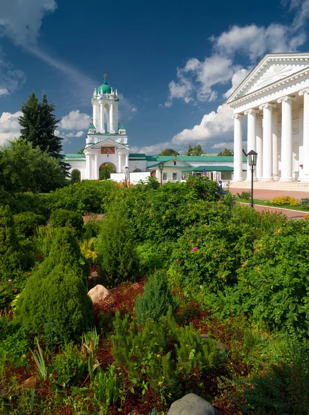 Inside Spaso-Yakovlevsky Monastery in ancient town of Rostov — Stock Photo, Image