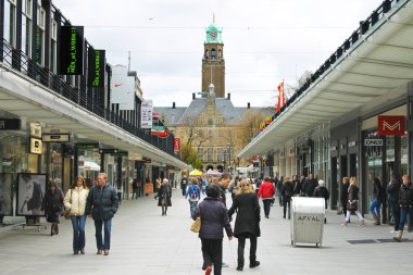 Rotterdam sokaklarda. Hollanda