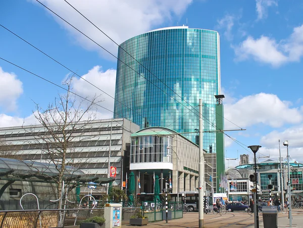 Rotterdam, Niederlande - 1. April: Die Straße vor der Welt — Stockfoto