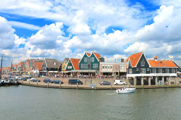 In de haven van volendam. Nederland — Stockfoto