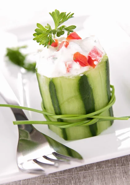 Salatalık kremi ve biber ile garnitür — Stok fotoğraf