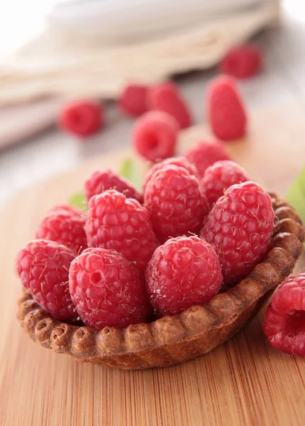 Raspberry pastry — Stock Photo, Image