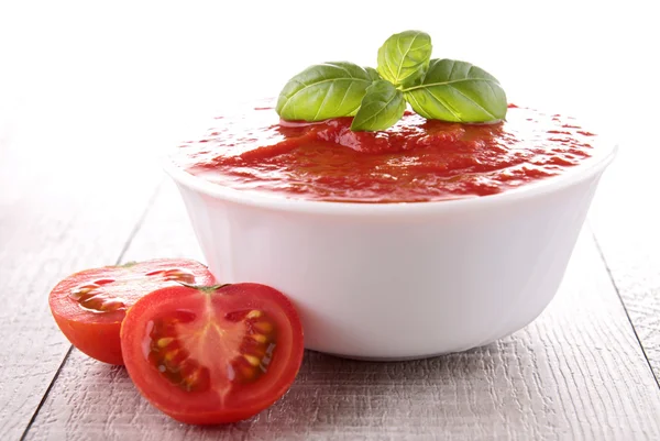 Schüssel Tomatensauce / Suppe — Stockfoto