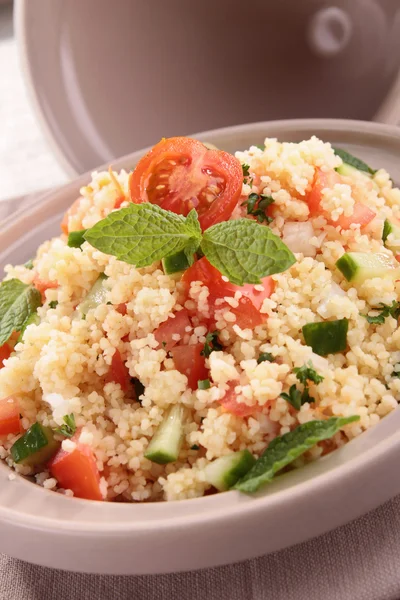 Tagine met couscous en groenten — Stockfoto