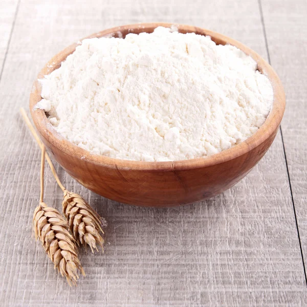 Cuenco de harina — Foto de Stock