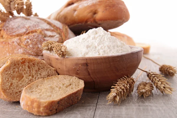 Асортимент свіжого хліба — стокове фото