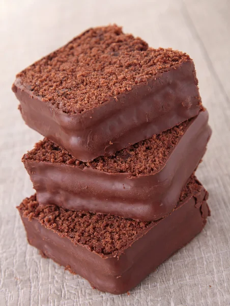 Choklad tårta med godis — Stockfoto