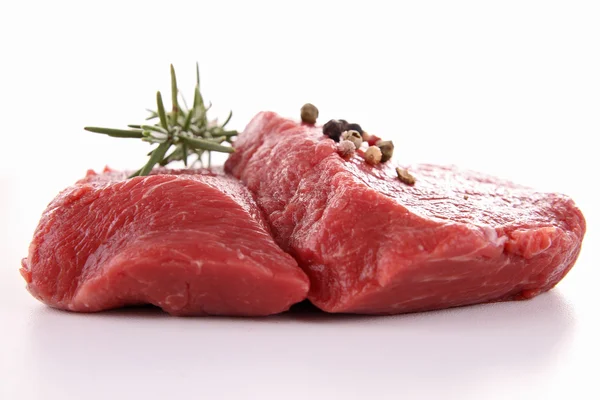 Izolované syrové Hovězí biftek — Stock fotografie