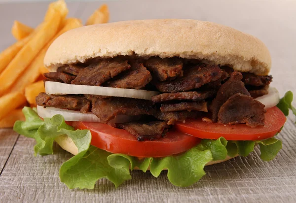 Kebab sandwich — Stock Photo, Image