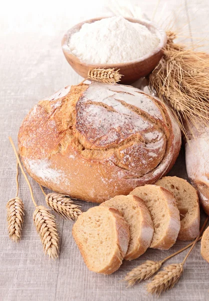 Різноманітний хліб — стокове фото