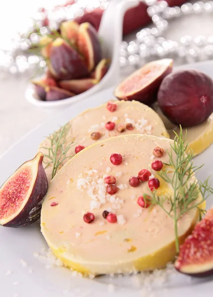 Foie gras with figs — Stock Photo, Image