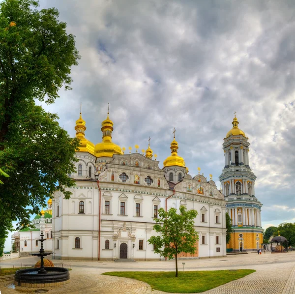 在基辅，乌克兰基辅佩乔尔斯克修道院修道院 — 图库照片