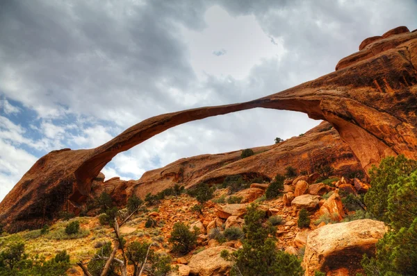 Ландшафтная арка в Национальном парке Арки, штат Юта — стоковое фото