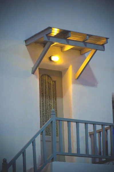 Duvardaki Vintage ışık lamba — Stok fotoğraf