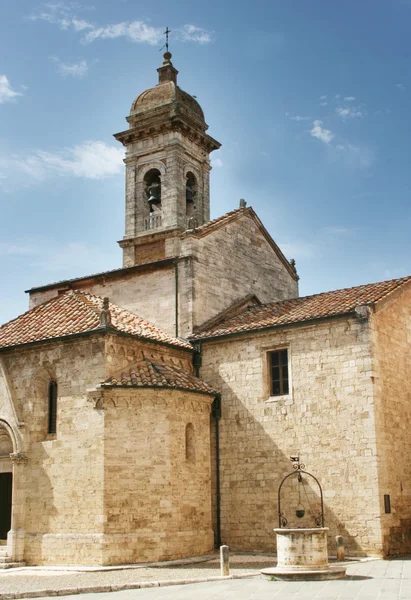 Ortaçağ kilise — Stok fotoğraf
