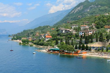 kıyı şeridi lake garda, İtalya