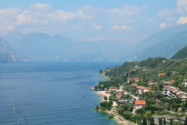 Coastline lake Garda In Italy — Stock Photo, Image