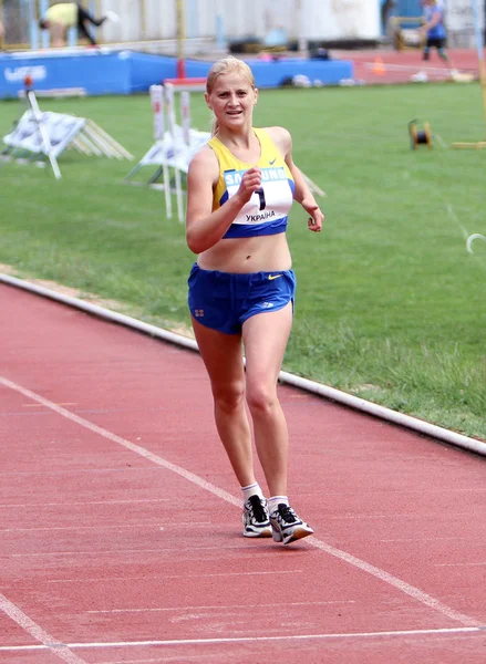 Atleet op de internationale sportieve meet tussen Wit-Rusland, Oekraïne en Turkije op 25 mei 2012 in yalta, Oekraïne. — Stockfoto