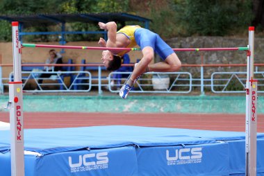 atlet üzerinde 25 Mayıs 2012, yalta, Ukrayna Ukrayna, Türkiye ve Rusya arasında Uluslararası Atletizm buluşma.