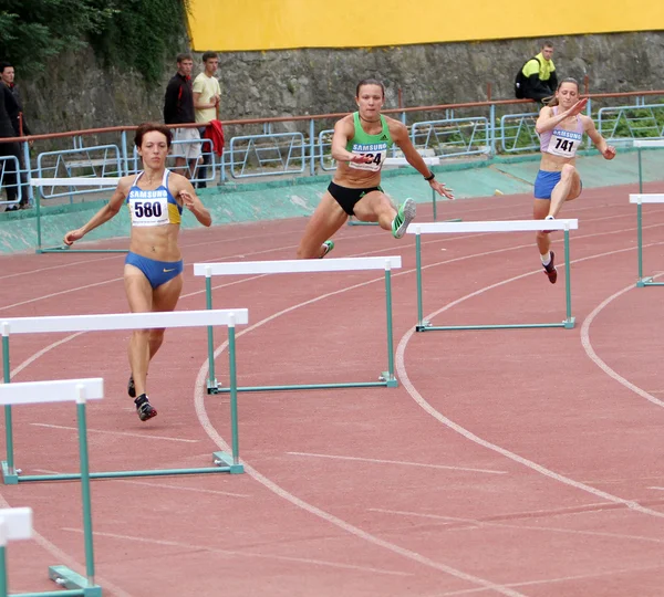 Athletes on the Ukrainian Cup in Athletics — Stock Photo, Image