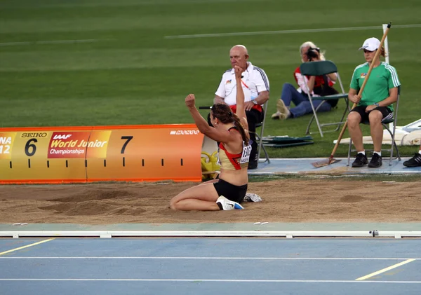 BARCELONA, ESPANHA - JULHO 13: Lena Malkus da Alemanha - medalhista de prata do Campeonato Mundial Júnior da IAAF em 13 de julho de 2012 em Barcelona, Espanha . — Fotografia de Stock