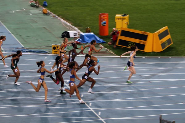 Final de 4x100 metros en el Campeonato Mundial Juvenil de Atletismo 2012 de la IAAF Barcelona 14 de julio — Foto de Stock
