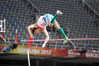 Ivan horvat Tošić 12 Temmuz 2012 tarihinde sırıkla yüksek atlama Yarışması Barcelona, İspanya-üzerinde IAAF Dünya Gençler Atletizm Şampiyonası'nda gümüş madalya kazanan.