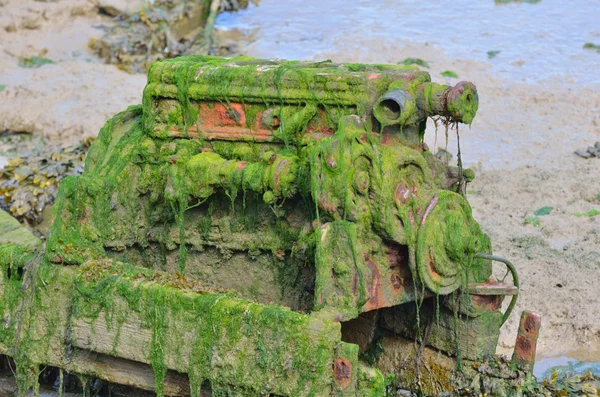 Motor na lama — Fotografia de Stock