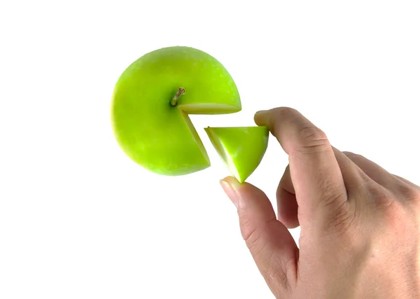Mano ha ottenuto pezzo di mela verde isolato — Foto Stock