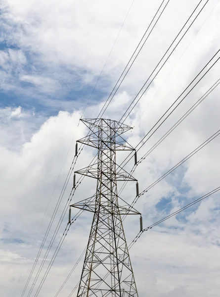 Elektrik yüksek gerilim pilon — Stok fotoğraf