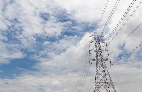 Energii elektrycznej wysokiego napięcia Pylonu — Zdjęcie stockowe
