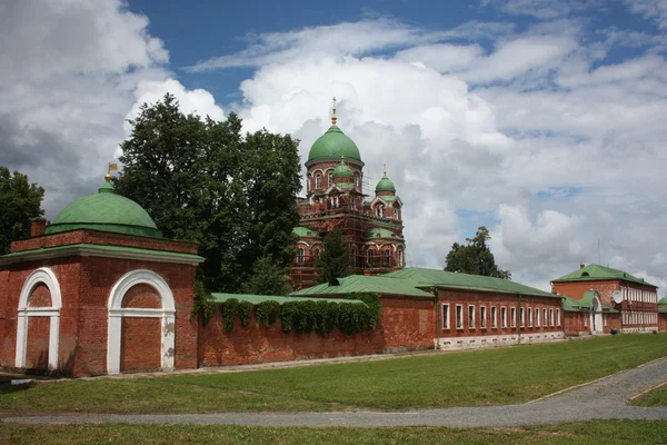 Borodino Frälsare kloster på fältet borodino. Ryssland, Moskvaregionen. — Stockfoto