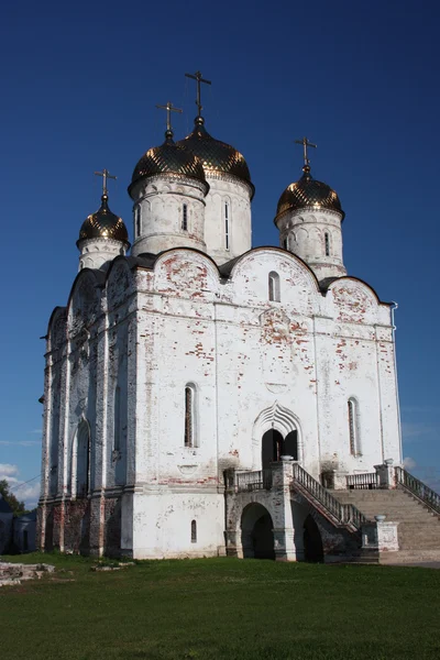Luzhetsky 修道院。教会は、キリスト降誕、聖母マリアの。モジャイスク — ストック写真