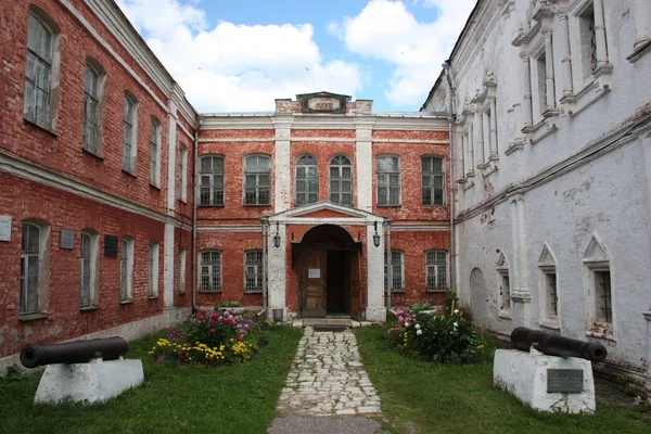 Russia, regione di Jaroslavl, Pereslavl. Il museo nel monastero Goritsky . — Foto Stock