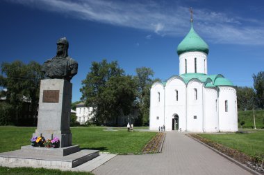 Pereslavl-Zaleski. Savior Transfiguration Cathedral and the monument to Alexander Nevsky. clipart