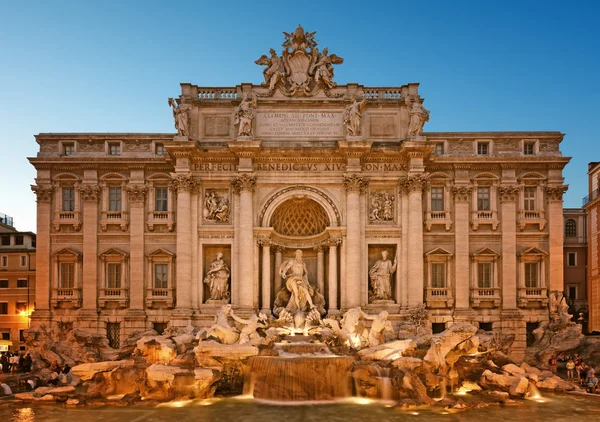 Trevi Çeşmesi, Roma - İtalya — Stok fotoğraf