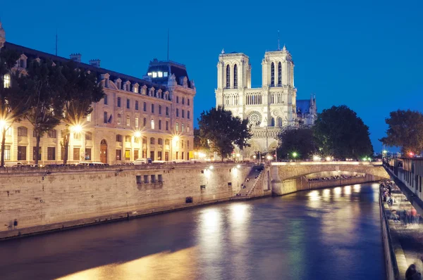 ノートルダム大聖堂、パリ - フランス — ストック写真