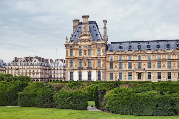 Louvren, paris - Frankrike — Stockfoto