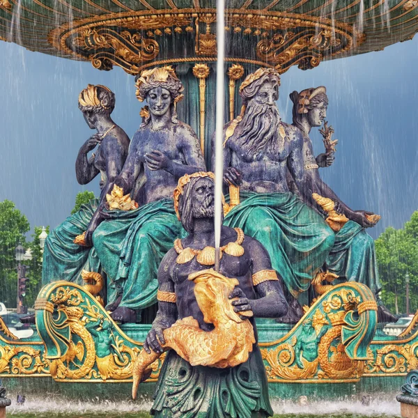 Brunnen in Paris — Stockfoto