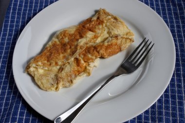 bir peynirli omlet